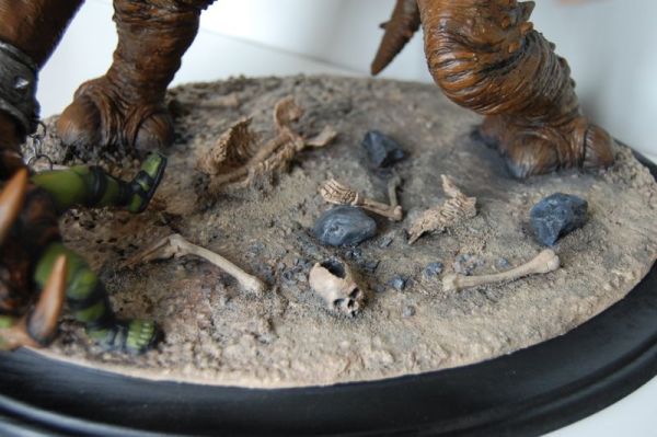 amt_ertl_rancor_painted4