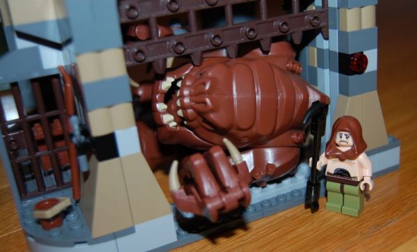 lego_rancor_pit8