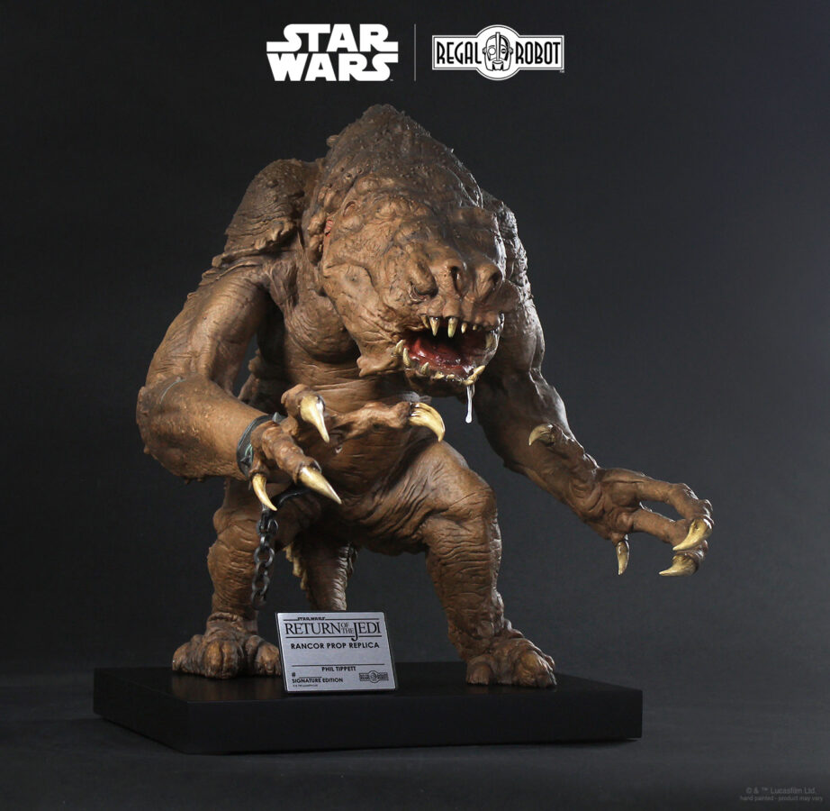 rancor-puppet-prop-replica-statue-5-922x900